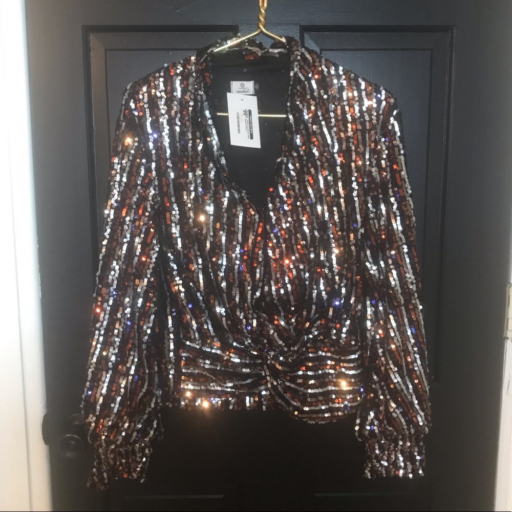 NWT Sequin wrap blouse